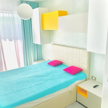 Yellow Spot Apartament * Navodari