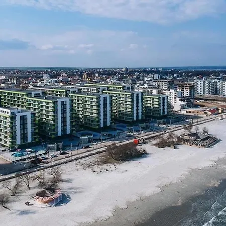 Yellow Spot Apartament Apartment *